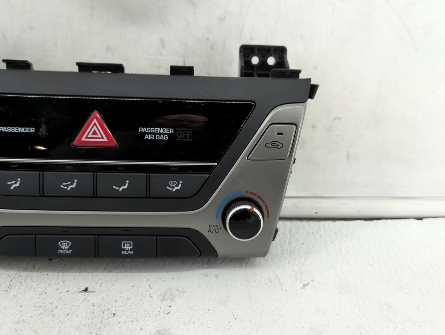 2017-2018 Hyundai Elantra Climate Control Module Temperature AC/Heater Replacement P/N:97250-F20604X 97250-F2XXX Fits OEM Us