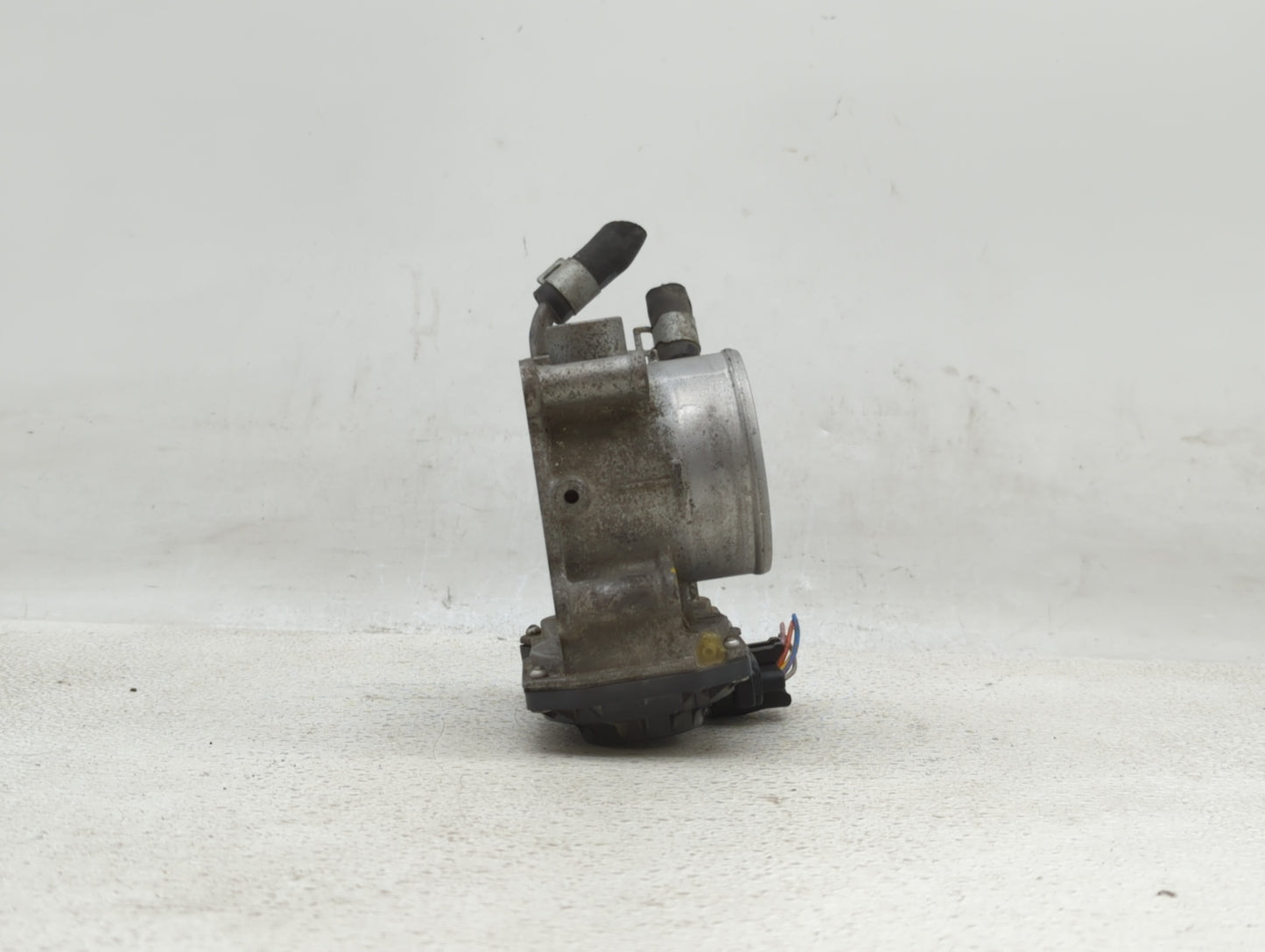2011-2018 Hyundai Elantra Throttle Body P/N:35100-2E000 1302150124 Fits Fits 2011 2012 2013 2014 2015 2016 2017 2018 2019 OE