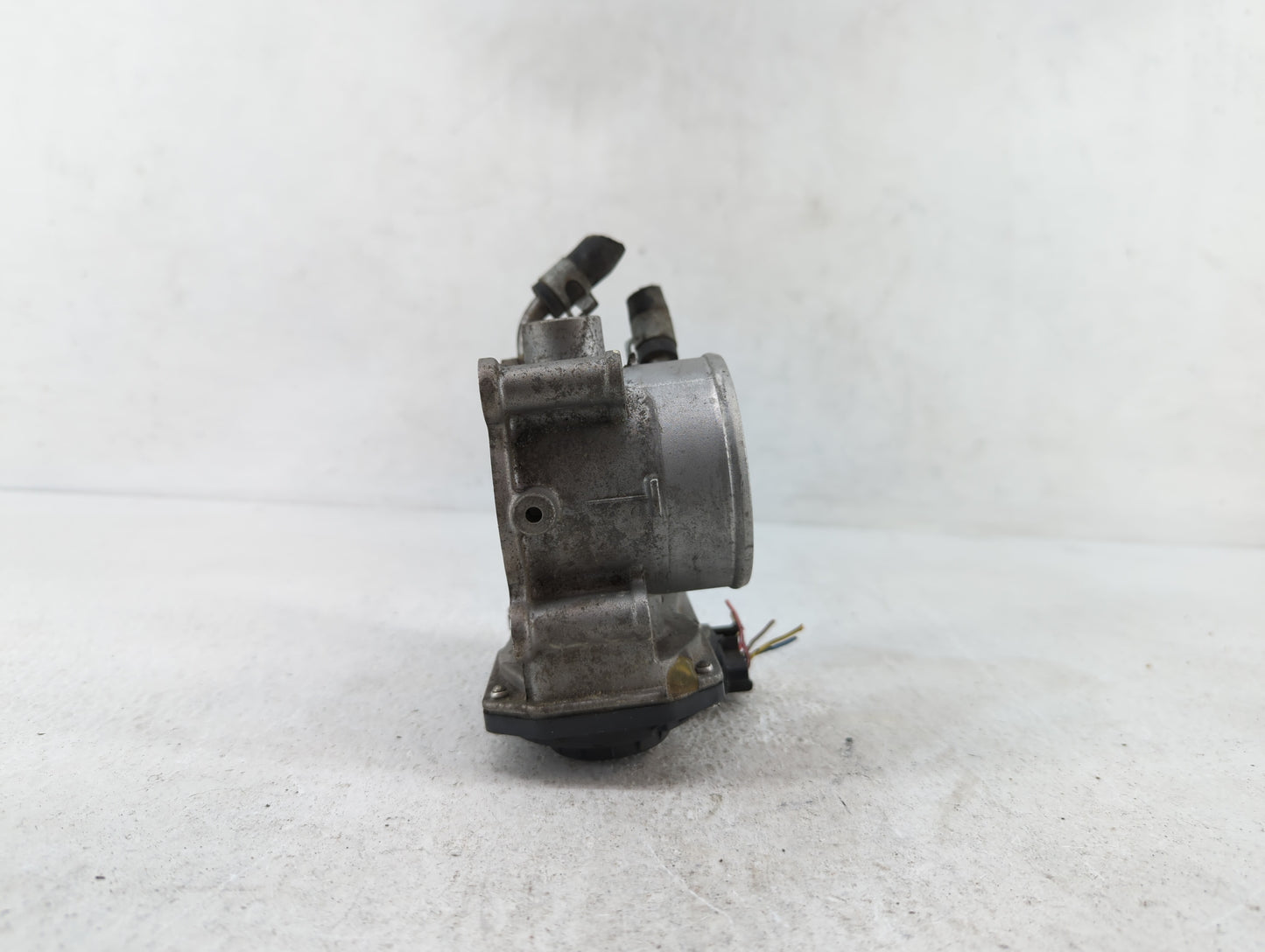 2011-2018 Hyundai Elantra Throttle Body P/N:35100-2E000 35100-2E710 Fits Fits 2011 2012 2013 2014 2015 2016 2017 2018 2019 O