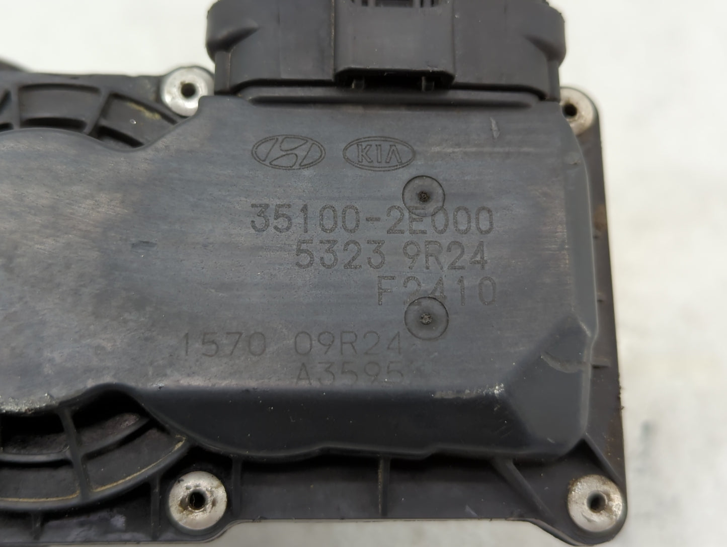 2011-2018 Hyundai Elantra Throttle Body P/N:35100-2E000 35100-2E710 Fits Fits 2011 2012 2013 2014 2015 2016 2017 2018 2019 O
