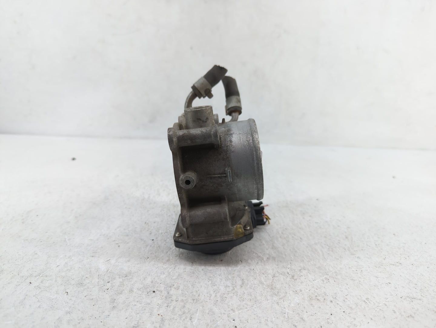2011-2018 Hyundai Elantra Throttle Body P/N:35100-2E000 1302150124 Fits Fits 2011 2012 2013 2014 2015 2016 2017 2018 2019 OE
