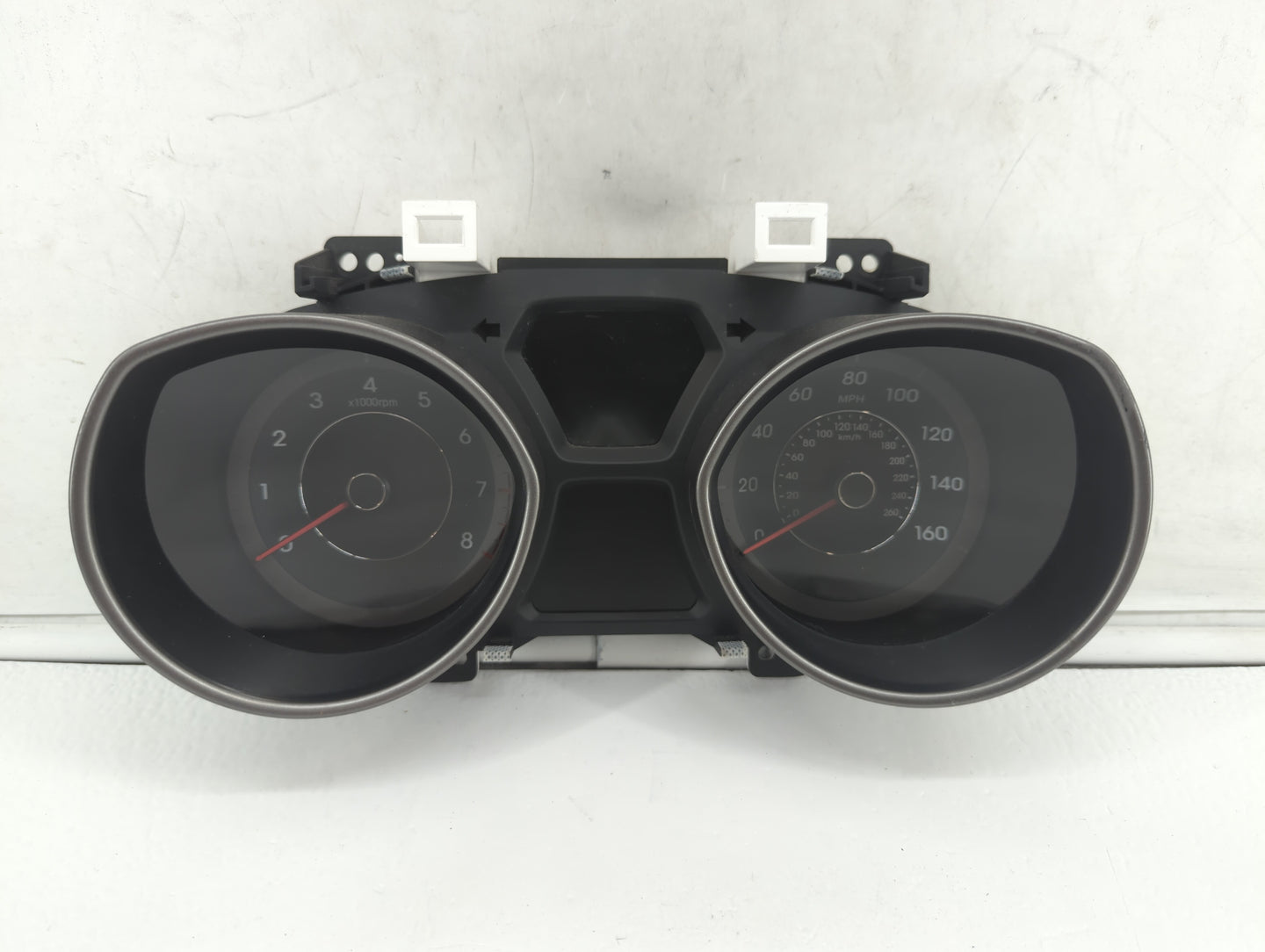 2014-2016 Hyundai Elantra Instrument Cluster Speedometer Gauges P/N:94004-3Y000 94004-3Y010 Fits Fits 2014 2015 2016 OEM Use