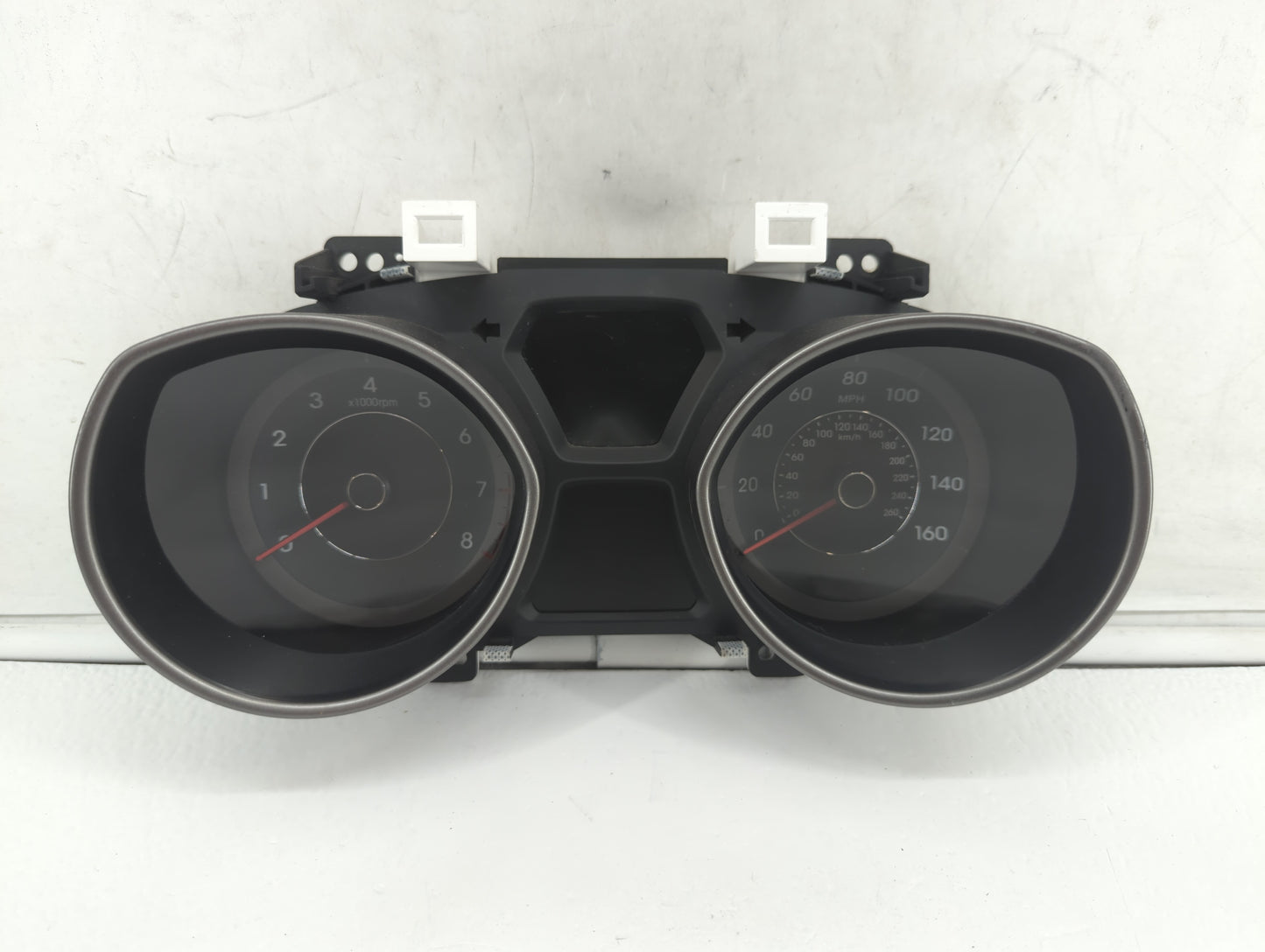 2014-2016 Hyundai Elantra Instrument Cluster Speedometer Gauges P/N:94004-3Y000 94004-3Y010 Fits Fits 2014 2015 2016 OEM Use