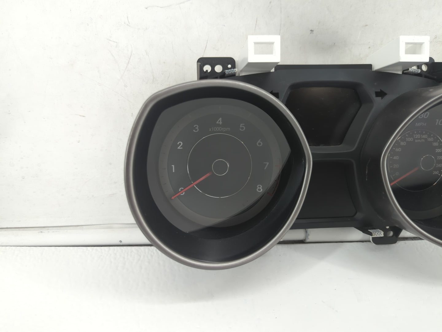 2014-2016 Hyundai Elantra Instrument Cluster Speedometer Gauges P/N:94004-3Y000 94004-3Y010 Fits Fits 2014 2015 2016 OEM Use
