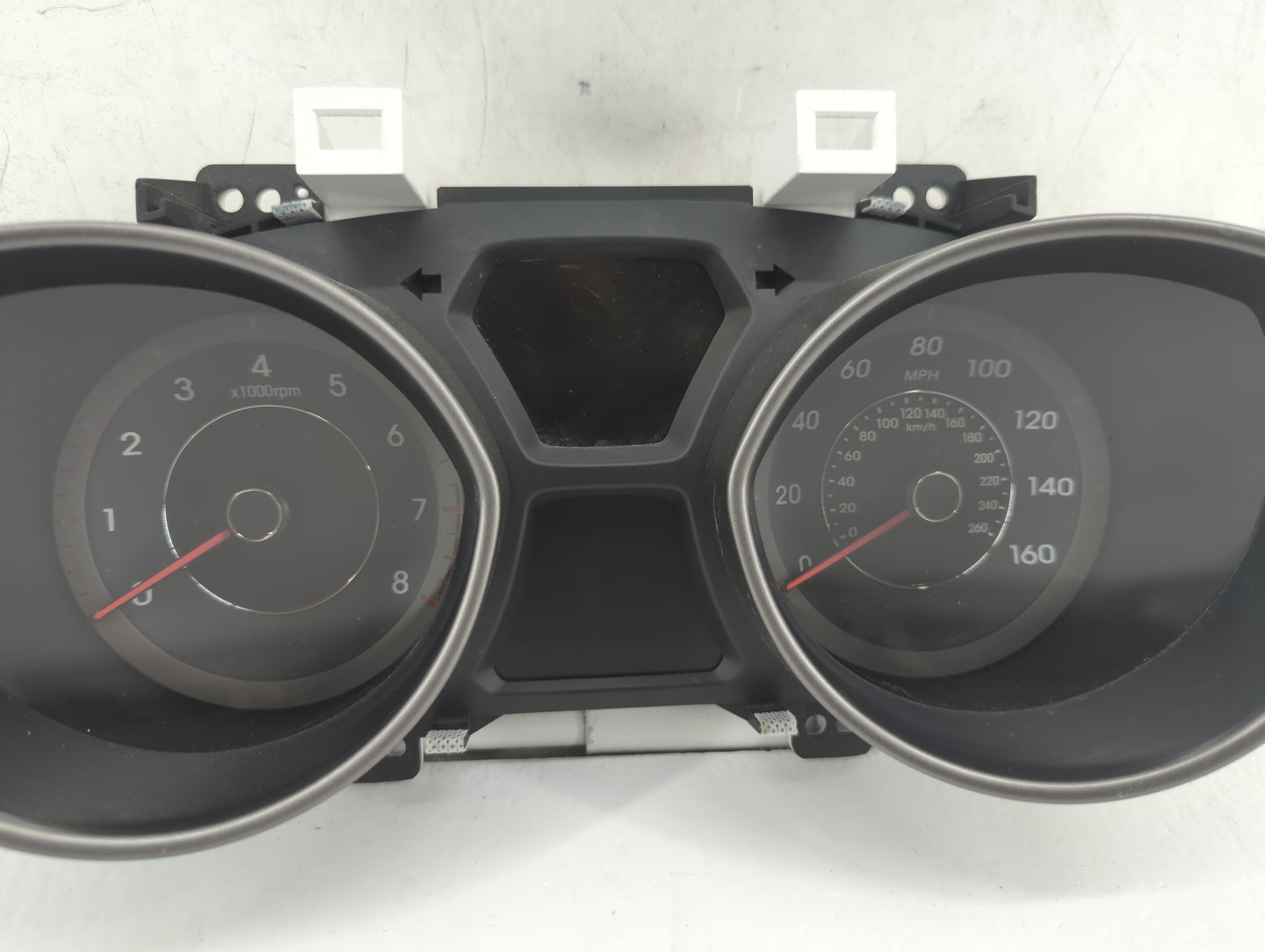 2014-2016 Hyundai Elantra Instrument Cluster Speedometer Gauges P/N:94004-3Y000 94004-3Y010 Fits Fits 2014 2015 2016 OEM Use