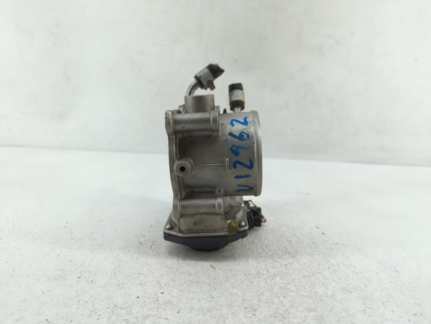 2011-2020 Hyundai Elantra Throttle Body P/N:35100-2E000 1302150124 Fits OEM Used Auto Parts - Oemusedautoparts1.com