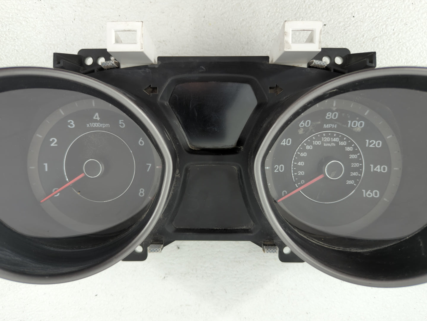 2014-2016 Hyundai Elantra Instrument Cluster Speedometer Gauges P/N:94004-3Y000 94004-3Y010 Fits Fits 2014 2015 2016 OEM Use