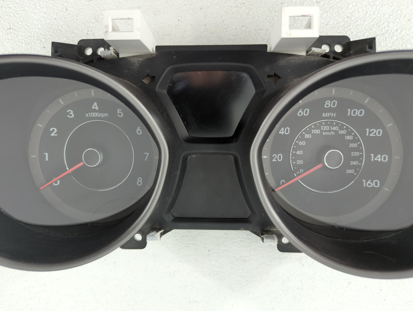2014-2016 Hyundai Elantra Instrument Cluster Speedometer Gauges P/N:94004-3Y000 94004-3Y010 Fits Fits 2014 2015 2016 OEM Use