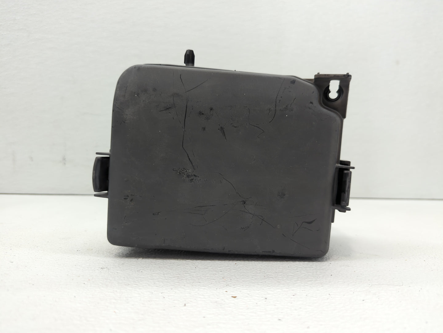 2014-2016 Hyundai Elantra Fusebox Fuse Box Panel Relay Module P/N:912013Y060 91951-3X100 Fits Fits 2014 2015 2016 OEM Used A
