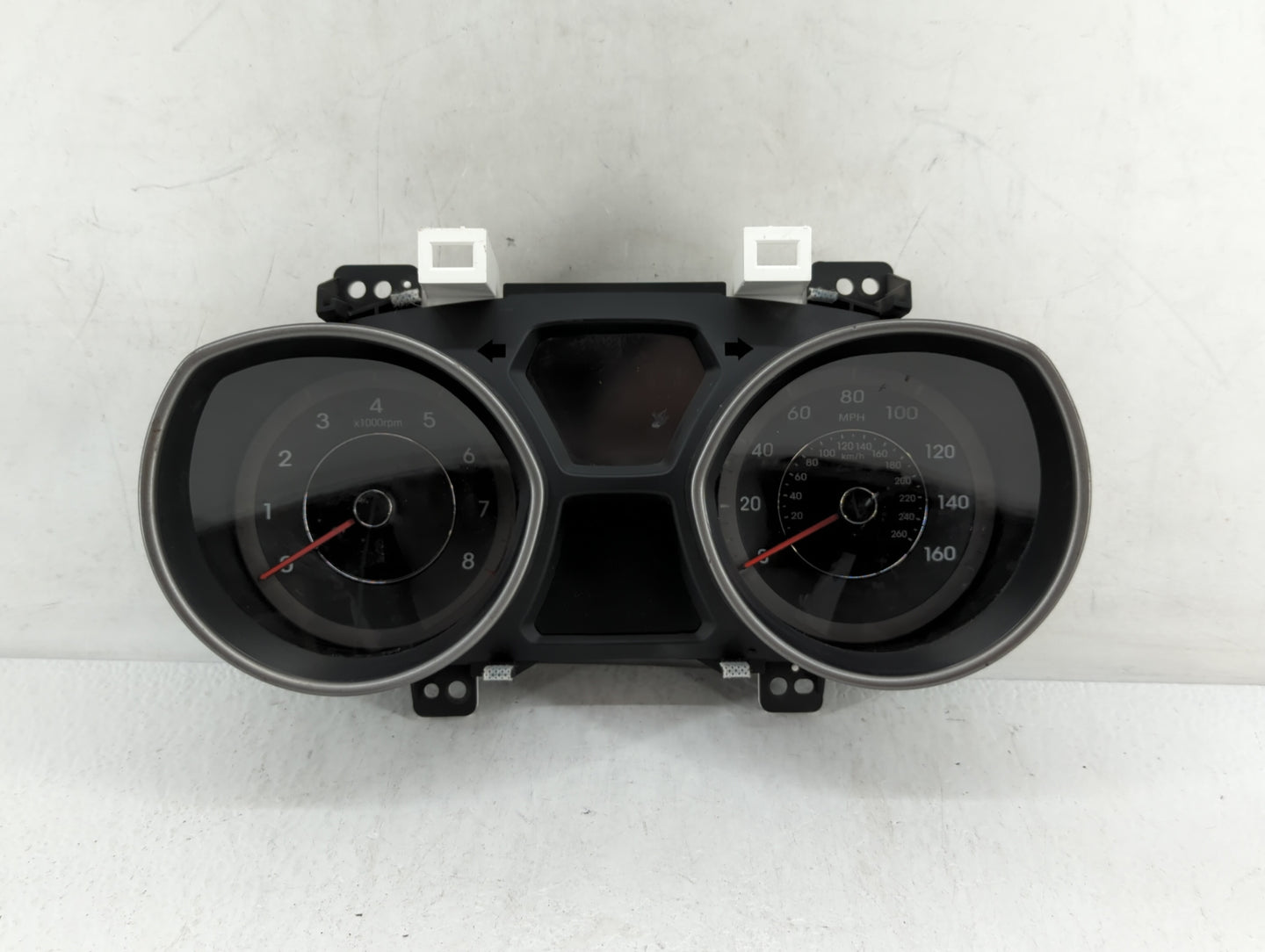 2014-2016 Hyundai Elantra Instrument Cluster Speedometer Gauges P/N:94004-3Y000 94004-3Y010 Fits Fits 2014 2015 2016 OEM Use