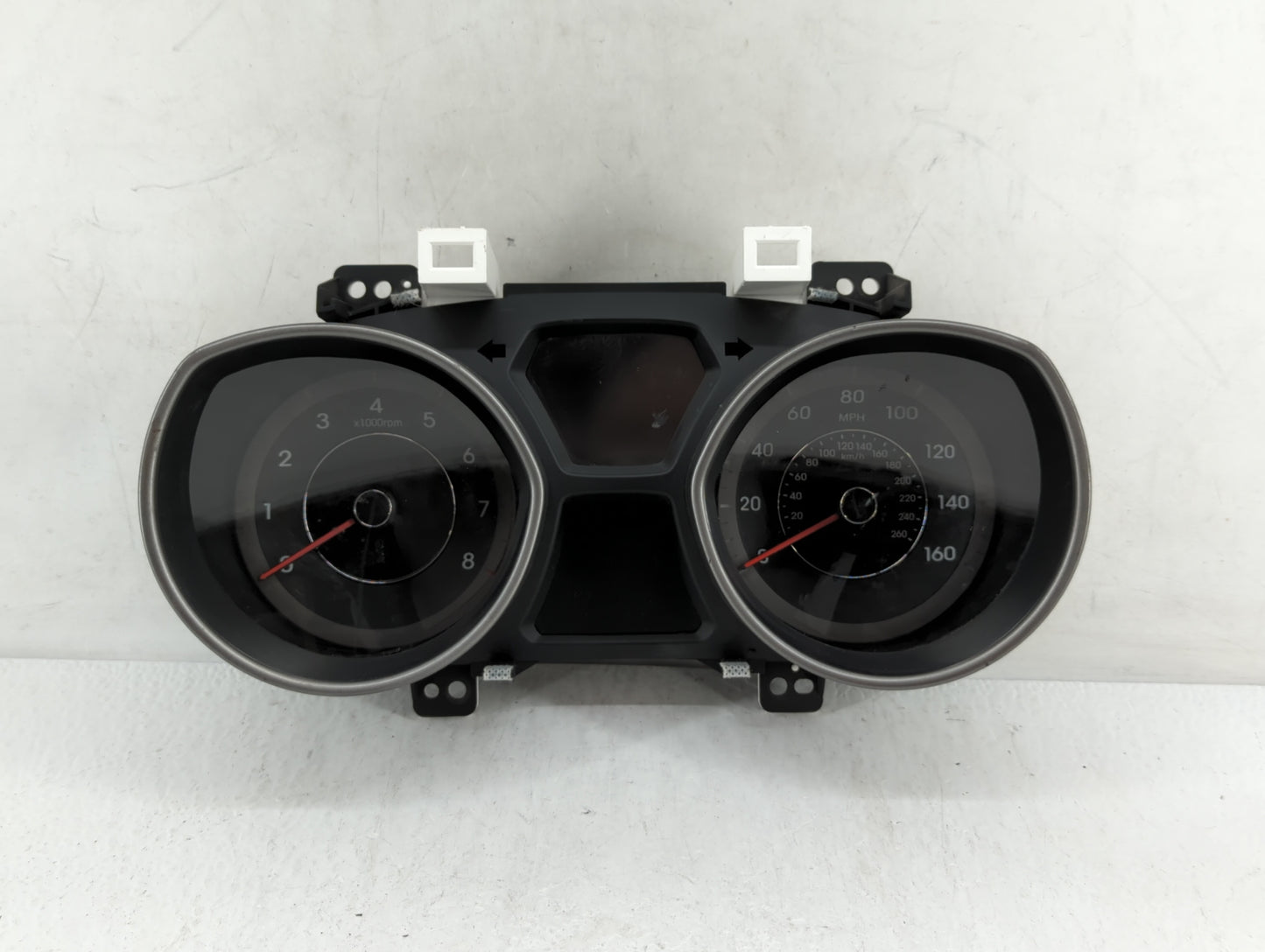 2014-2016 Hyundai Elantra Instrument Cluster Speedometer Gauges P/N:94004-3Y000 94004-3Y010 Fits Fits 2014 2015 2016 OEM Use