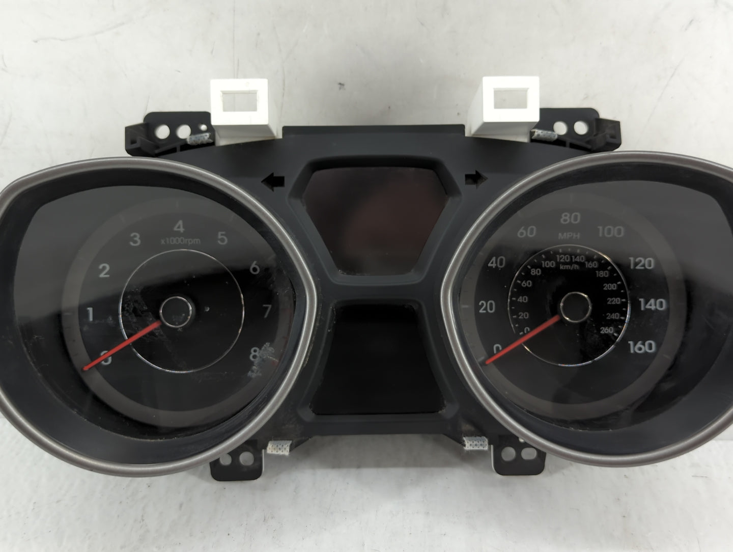 2014-2016 Hyundai Elantra Instrument Cluster Speedometer Gauges P/N:94004-3Y000 94004-3Y010 Fits Fits 2014 2015 2016 OEM Use