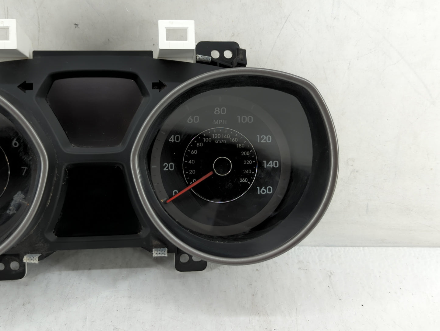 2014-2016 Hyundai Elantra Instrument Cluster Speedometer Gauges P/N:94004-3Y000 94004-3Y010 Fits Fits 2014 2015 2016 OEM Use