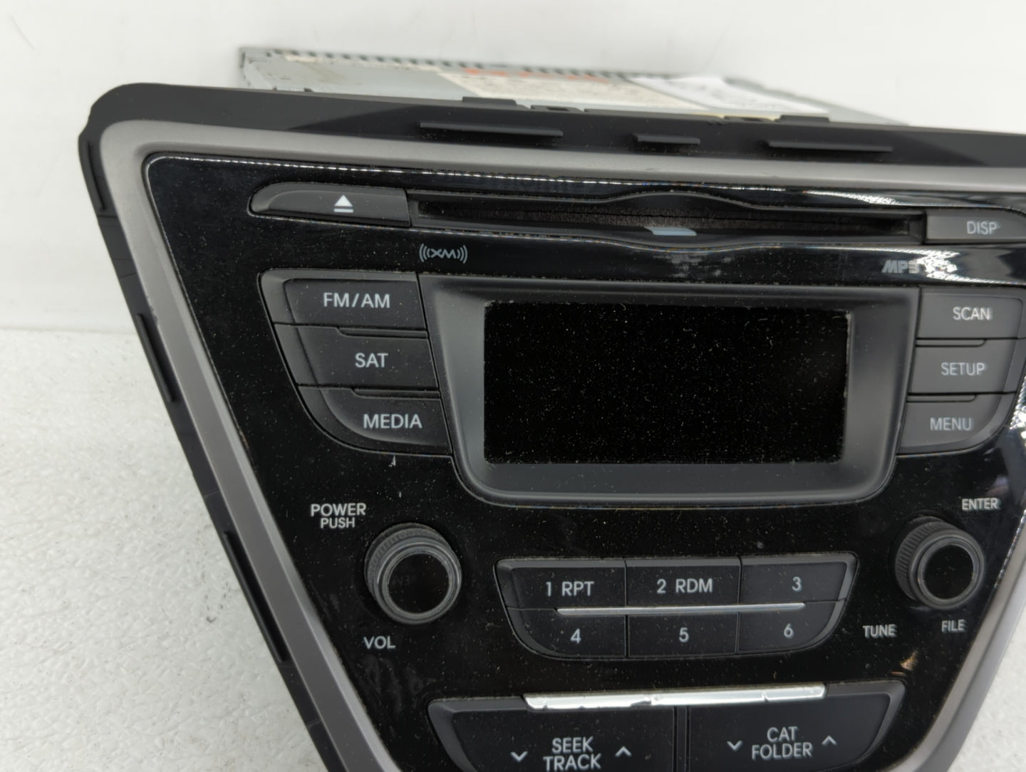 2014-2016 Hyundai Elantra Am Fm Cd Player Radio Receiver - Oemusedautoparts1.com