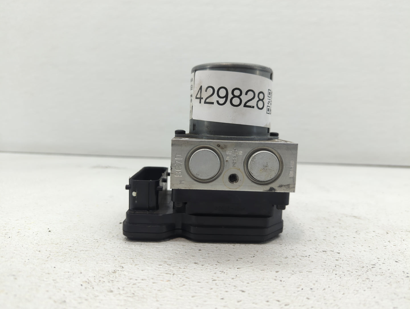 2014-2016 Hyundai Elantra ABS Pump Control Module Replacement P/N:58920-3X630 Fits Fits 2014 2015 2016 OEM Used Auto Parts -