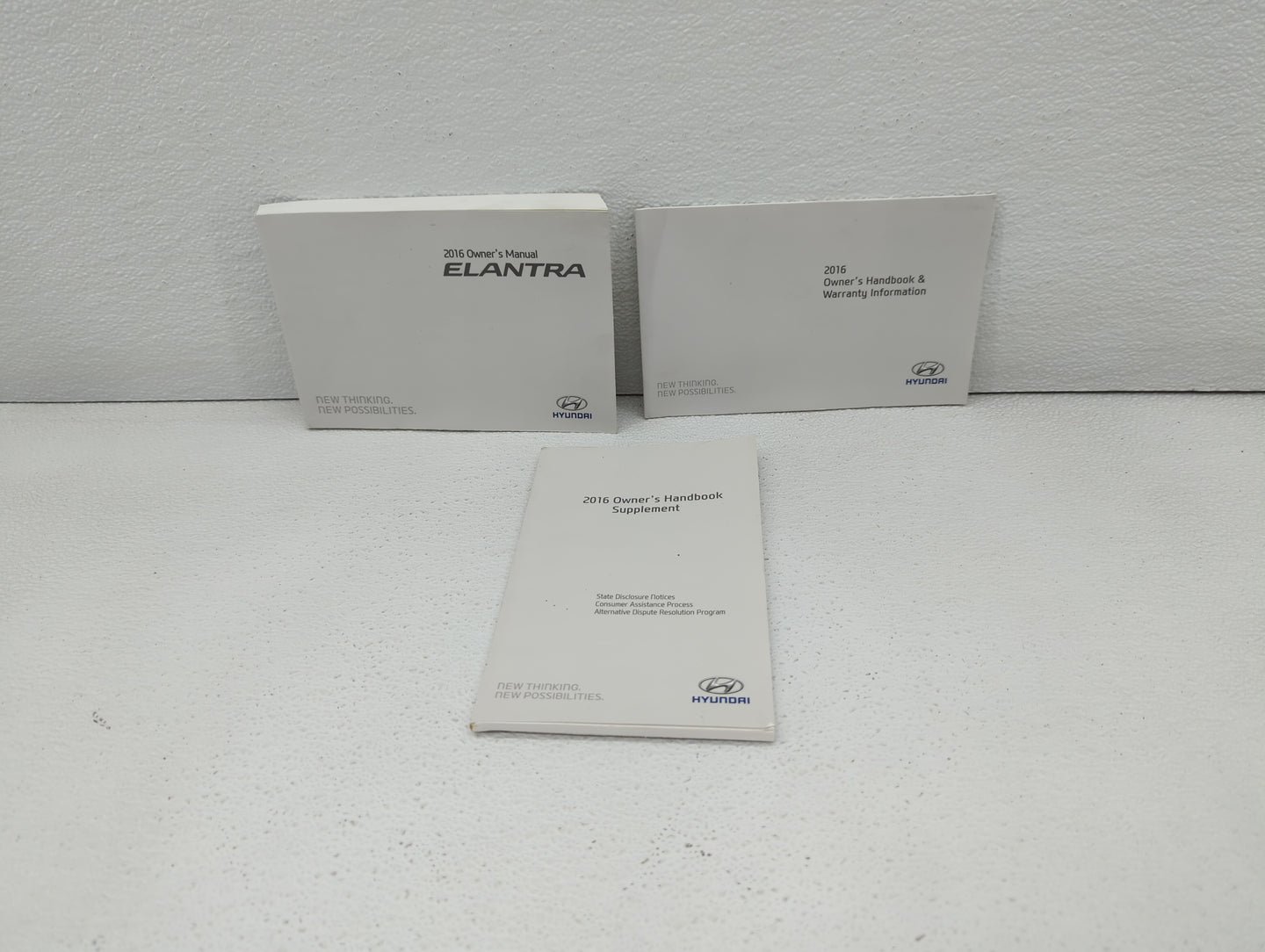 2016 Hyundai Elantra Owners Manual Book Guide OEM Used Auto Parts - Oemusedautoparts1.com