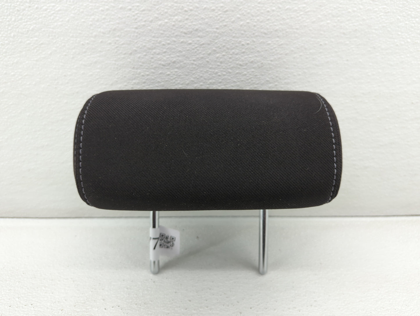 2014-2017 Hyundai Elantra Headrest Head Rest Front Driver Passenger Seat Fits Fits 2014 2015 2016 2017 OEM Used Auto Parts -