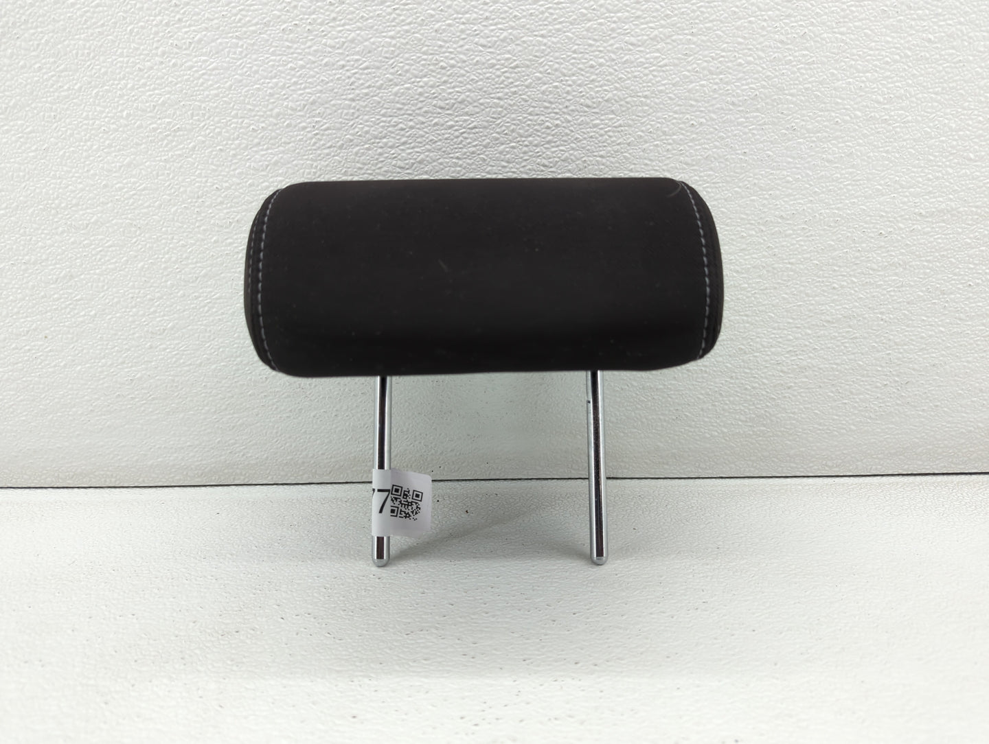 2014-2017 Hyundai Elantra Headrest Head Rest Front Driver Passenger Seat Fits Fits 2014 2015 2016 2017 OEM Used Auto Parts -