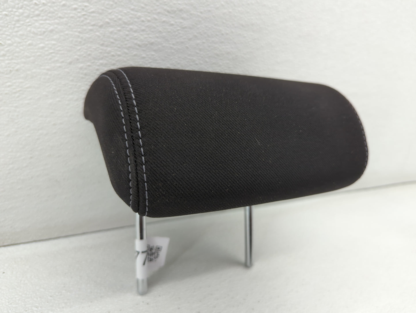 2014-2017 Hyundai Elantra Headrest Head Rest Front Driver Passenger Seat Fits Fits 2014 2015 2016 2017 OEM Used Auto Parts -