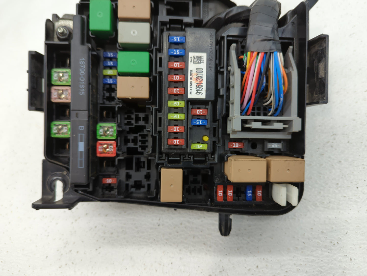2014-2016 Hyundai Elantra Fusebox Fuse Box Panel Relay Module P/N:912663X100 91266 3X100 Fits Fits 2014 2015 2016 OEM Used A
