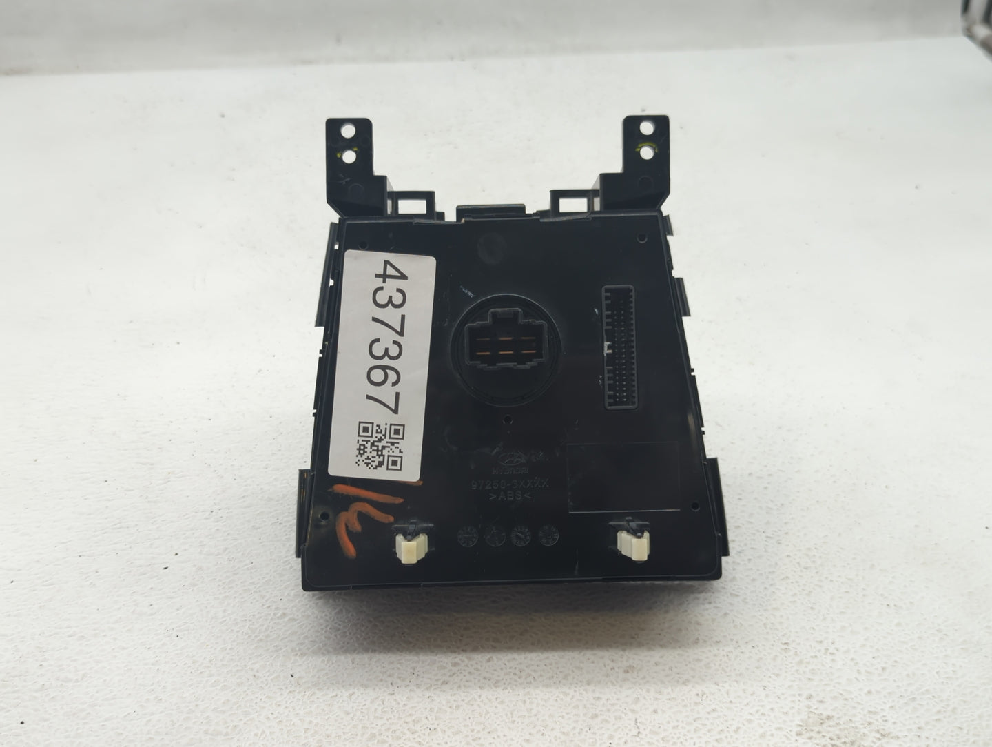 2014-2016 Hyundai Elantra Climate Control Module Temperature AC/Heater Replacement P/N:97250-3XXXX 97250-3XCD1 Fits OEM Used