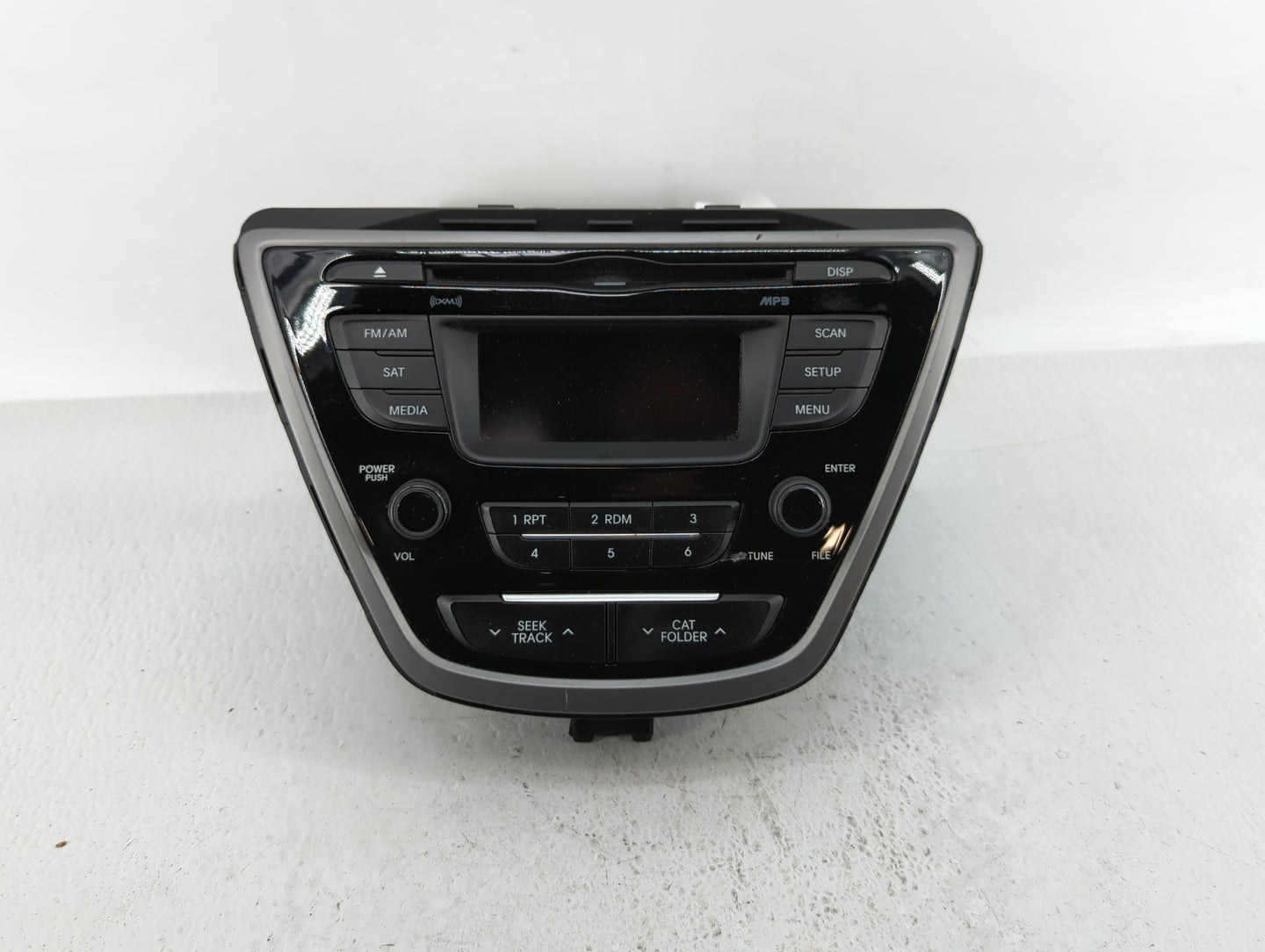 2014-2016 Hyundai Elantra Am Fm Cd Player Radio Receiver - Oemusedautoparts1.com