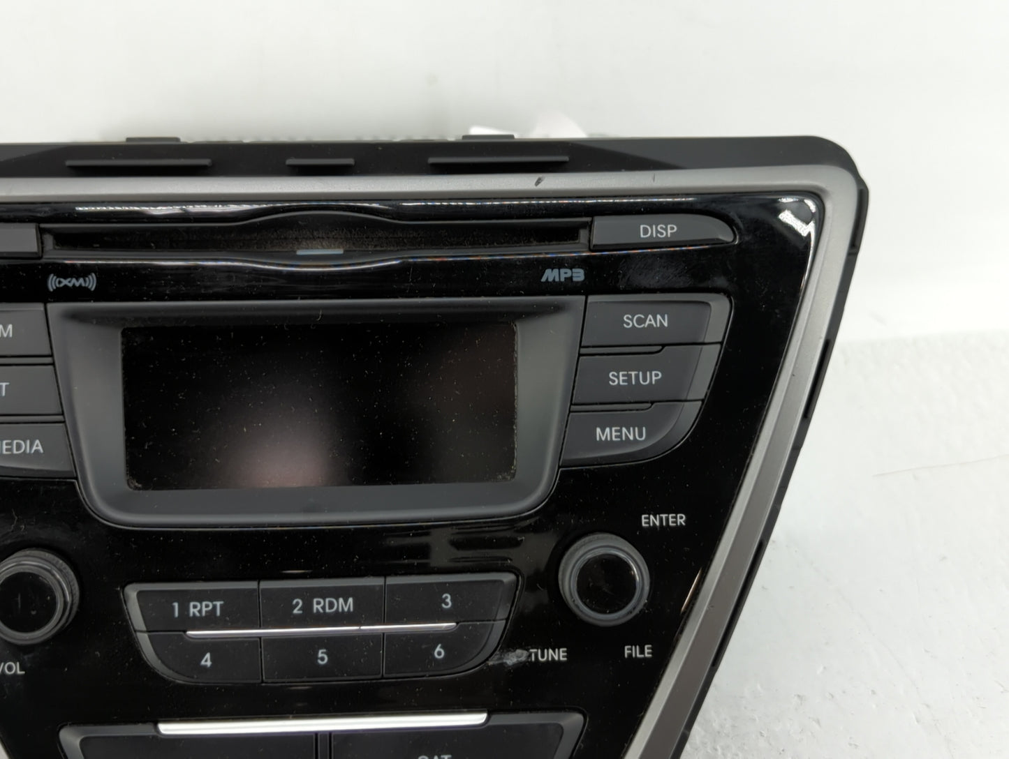 2014-2016 Hyundai Elantra Am Fm Cd Player Radio Receiver - Oemusedautoparts1.com
