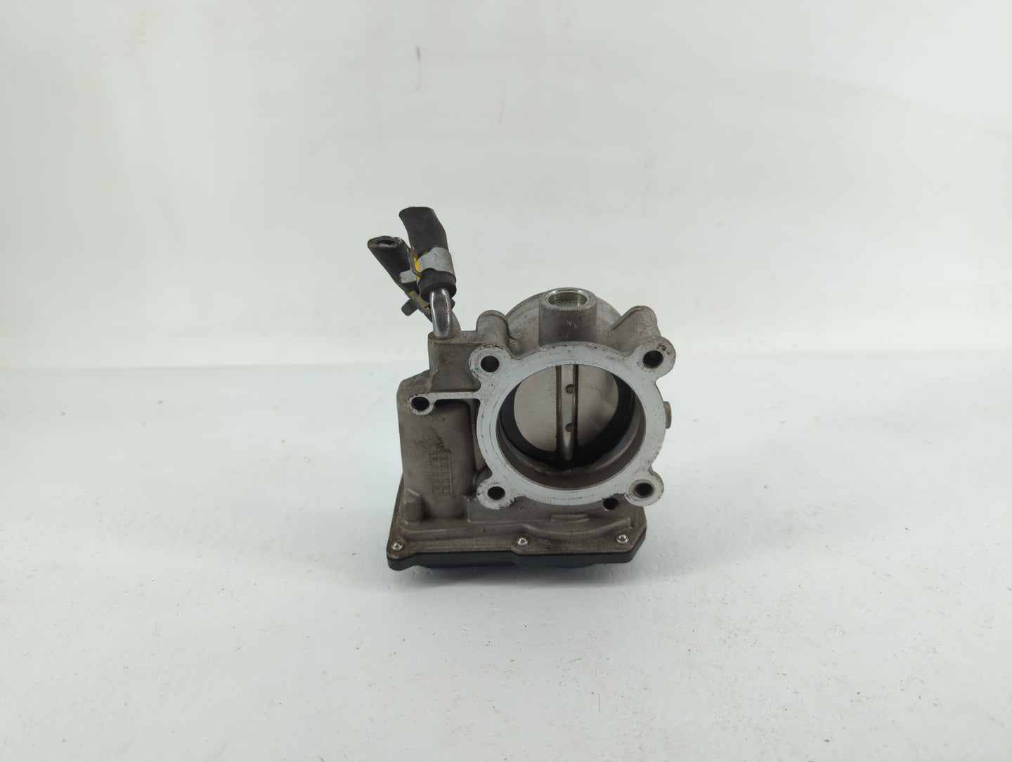 2011-2020 Hyundai Elantra Throttle Body P/N:35100-2E000 35100-2E710 Fits OEM Used Auto Parts - Oemusedautoparts1.com