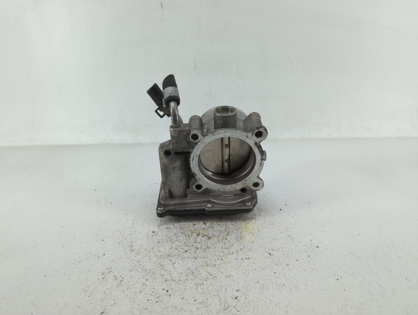 2011-2020 Hyundai Elantra Throttle Body P/N:35100-2E000 35100-2E710 Fits OEM Used Auto Parts - Oemusedautoparts1.com
