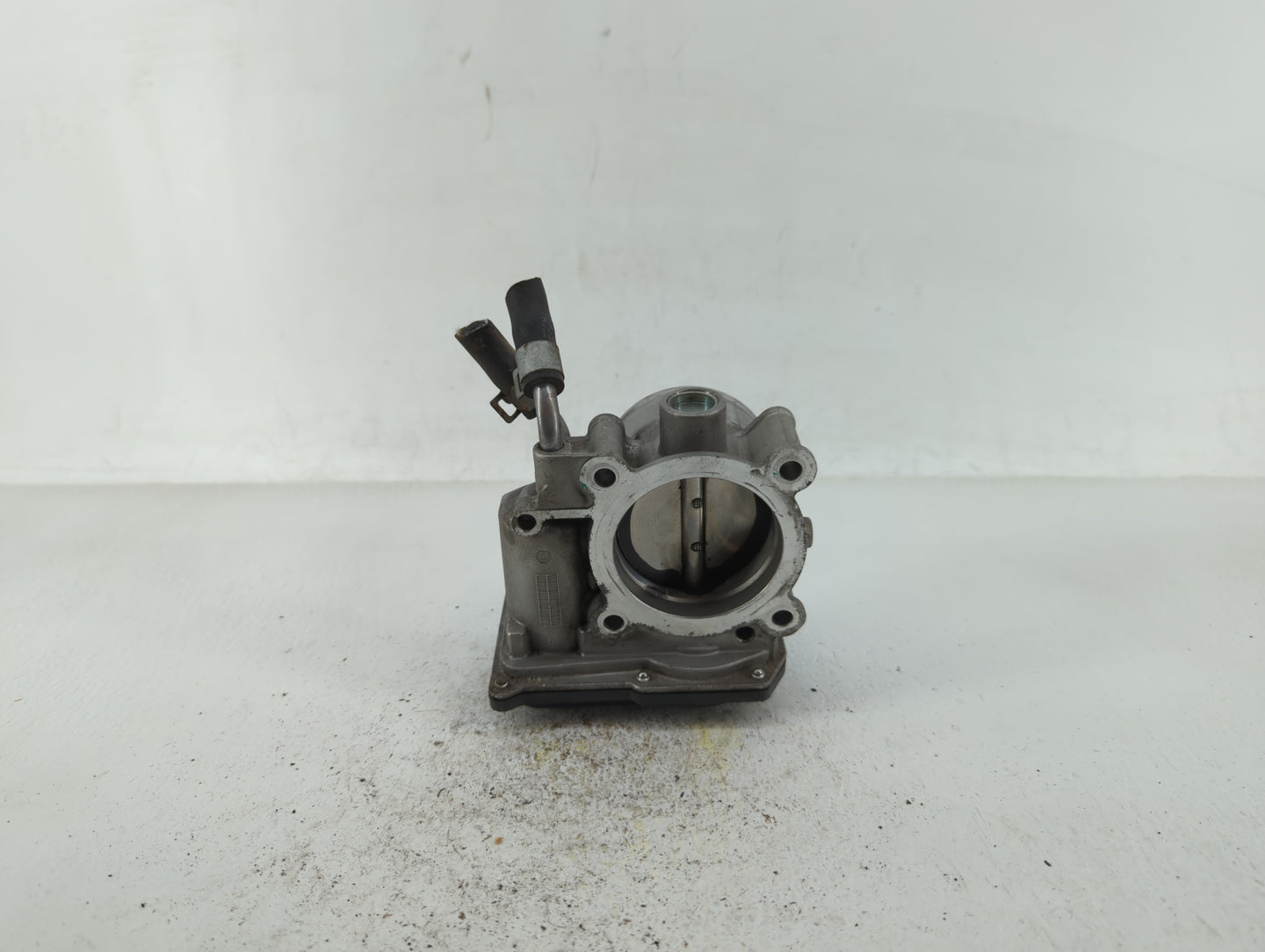 2011-2020 Hyundai Elantra Throttle Body P/N:35100-2E000 35100-2E710 Fits OEM Used Auto Parts - Oemusedautoparts1.com