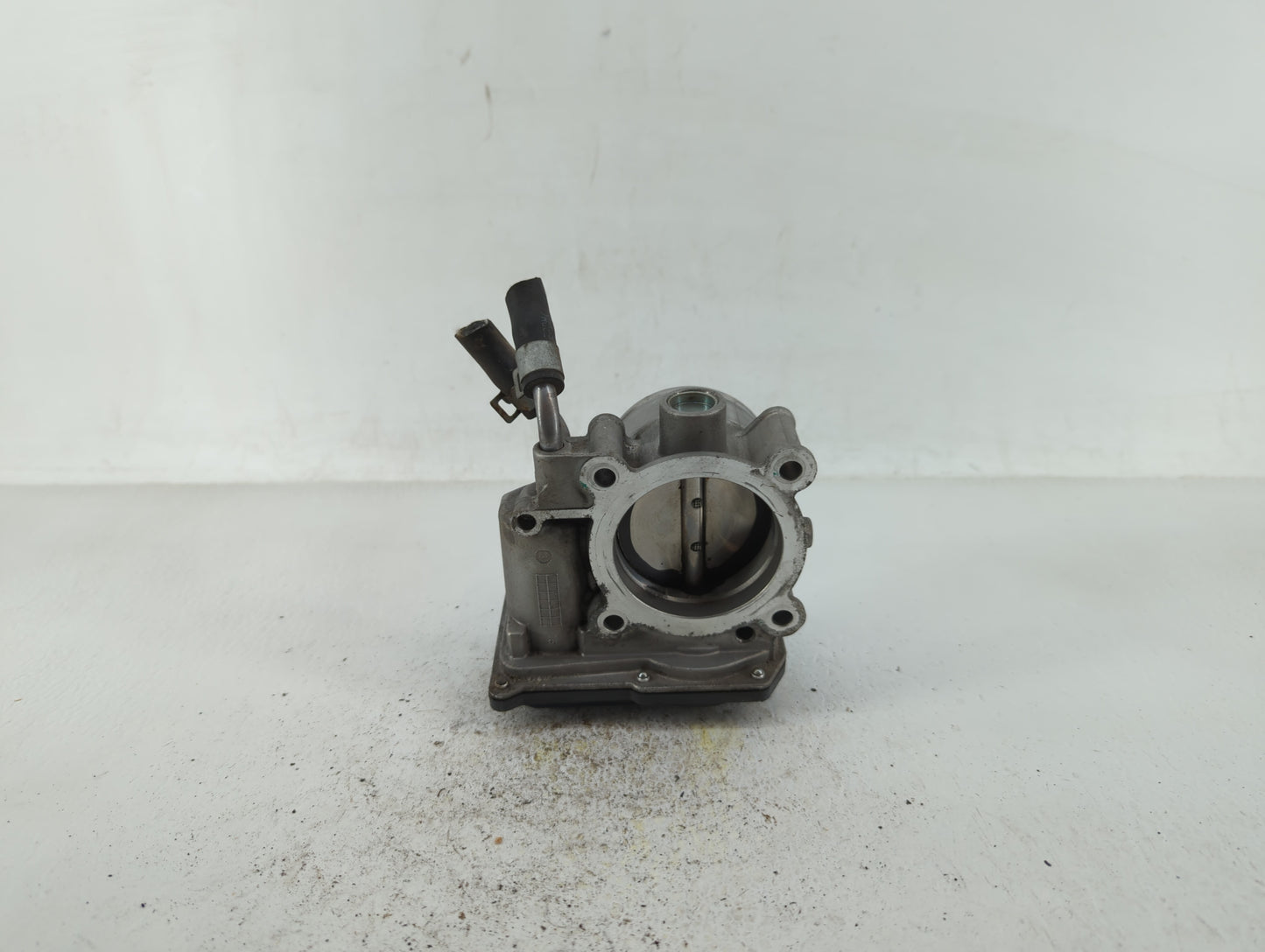 2011-2020 Hyundai Elantra Throttle Body P/N:35100-2E000 35100-2E710 Fits OEM Used Auto Parts - Oemusedautoparts1.com