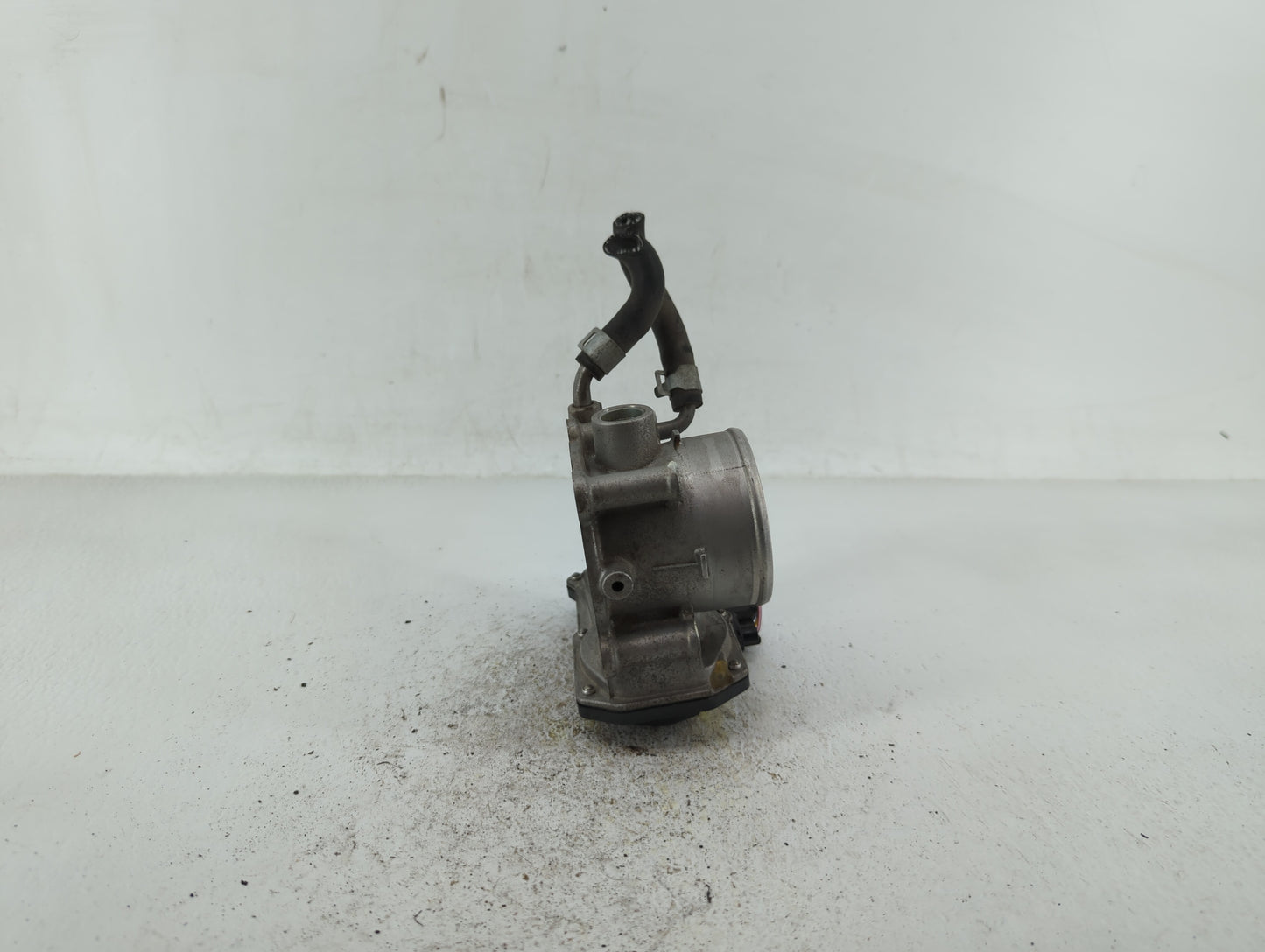 2011-2020 Hyundai Elantra Throttle Body P/N:35100-2E000 35100-2E710 Fits OEM Used Auto Parts - Oemusedautoparts1.com