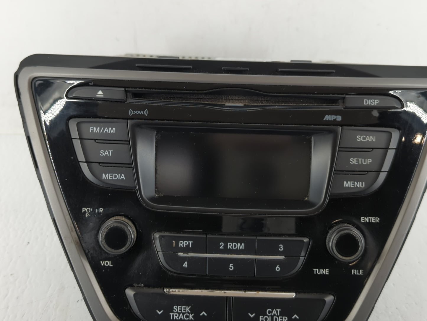 2014-2016 Hyundai Elantra Am Fm Cd Player Radio Receiver - Oemusedautoparts1.com