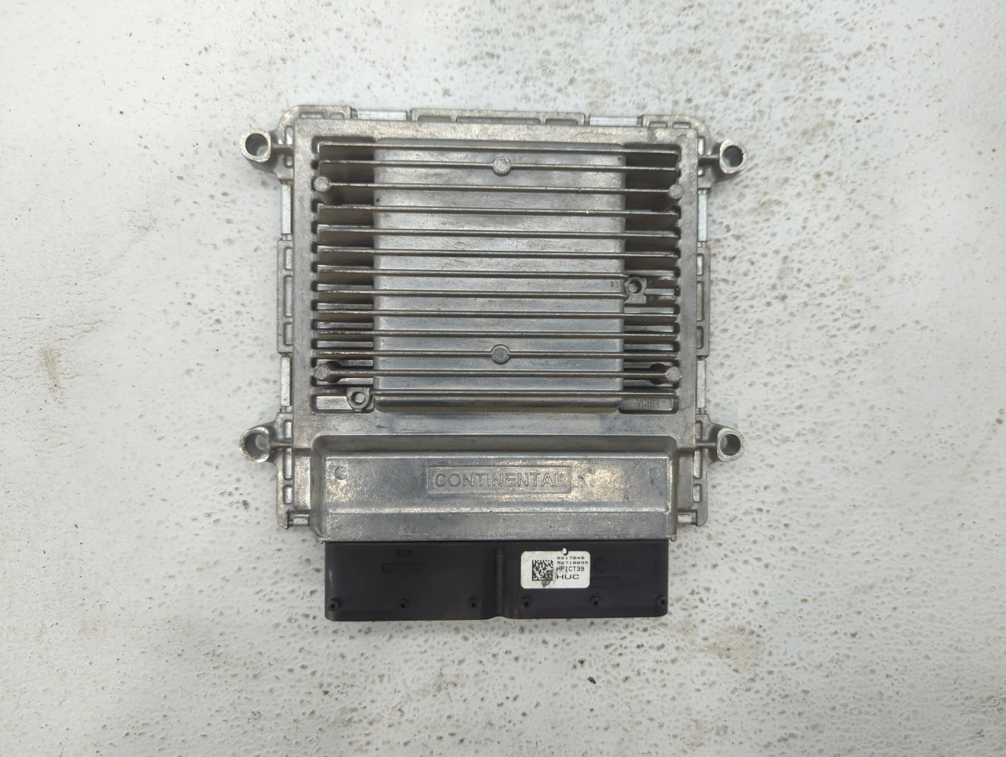 2014-2016 Hyundai Elantra PCM Engine Control Computer ECU ECM PCU OEM P/N:39101-2EML6 39100-2EML6 Fits Fits 2014 2015 2016 O