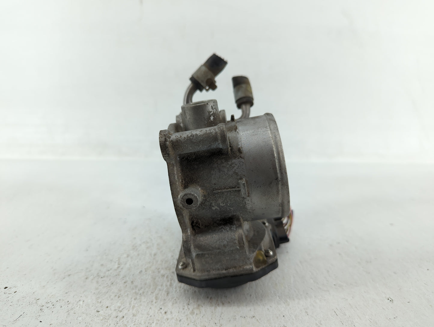 2011-2020 Hyundai Elantra Throttle Body P/N:35100-2E000 35100-2E710 Fits OEM Used Auto Parts - Oemusedautoparts1.com