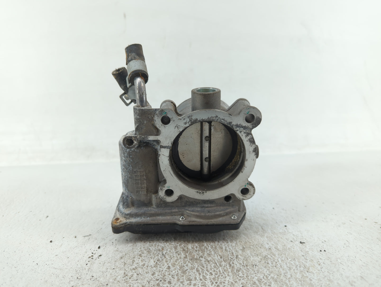 2011-2020 Hyundai Elantra Throttle Body P/N:35100-2E000 35100-2E710 Fits OEM Used Auto Parts - Oemusedautoparts1.com