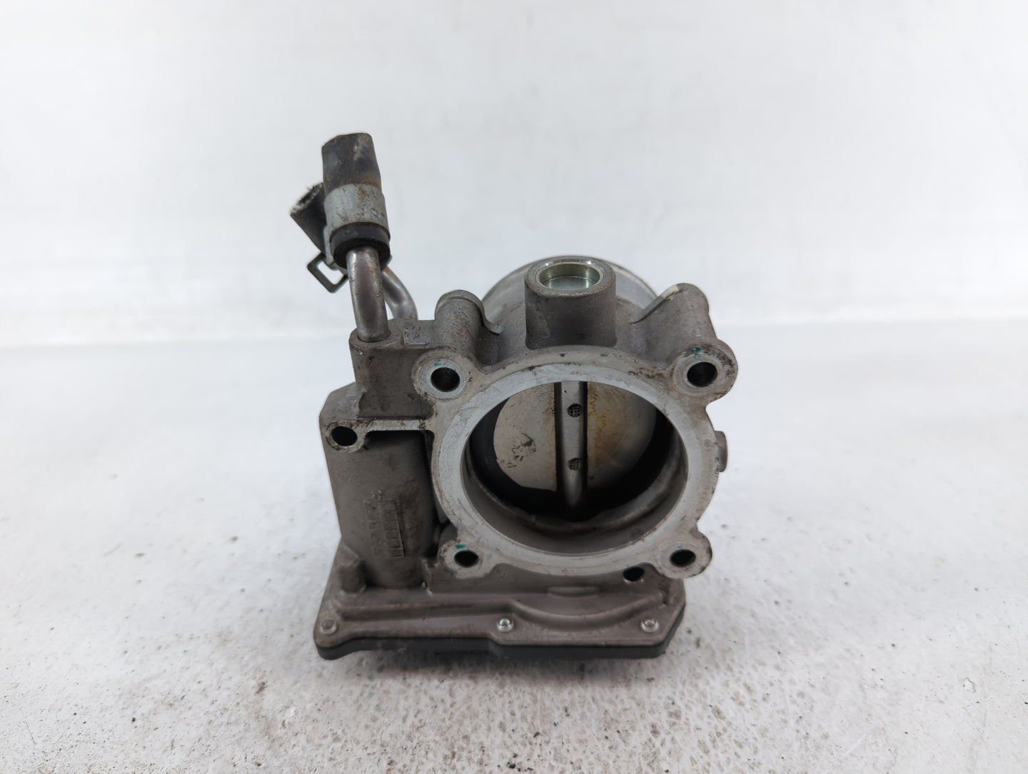 2011-2020 Hyundai Elantra Throttle Body P/N:35100-2E000 35100-2E710 Fits OEM Used Auto Parts - Oemusedautoparts1.com