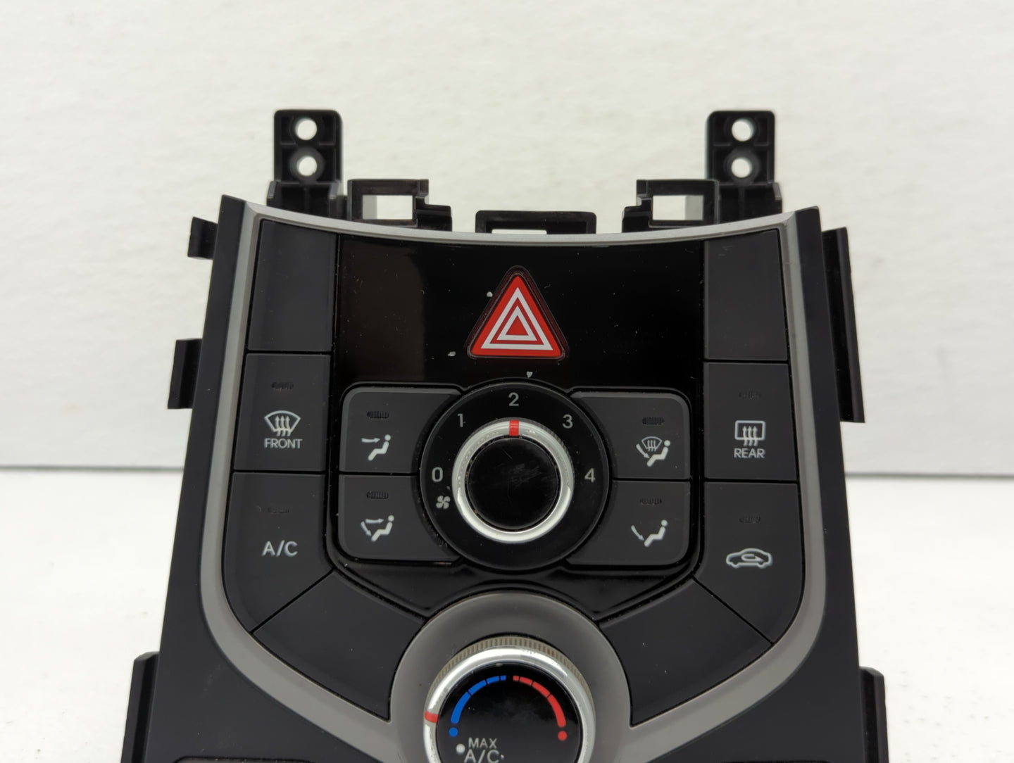 2014-2016 Hyundai Elantra Climate Control Module Temperature AC/Heater Replacement P/N:97250-3XXXX 97250-3XCD1 Fits OEM Used