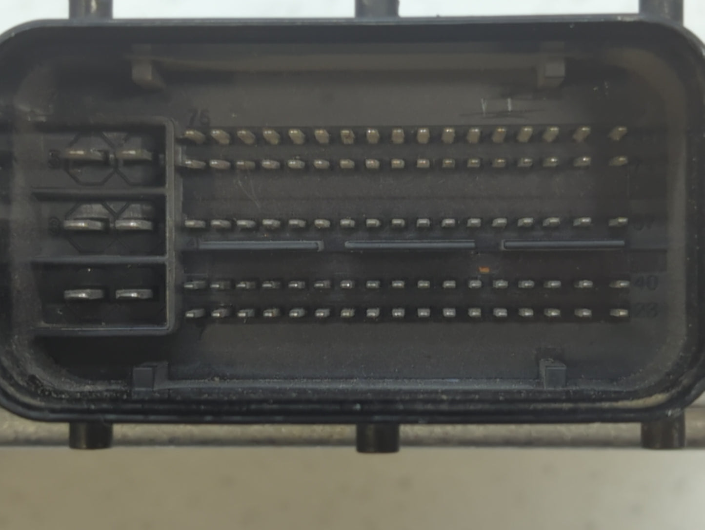 2014-2016 Hyundai Elantra PCM Engine Control Computer ECU ECM PCU OEM P/N:39102-2EML4 39101-2EML6 Fits Fits 2014 2015 2016 O