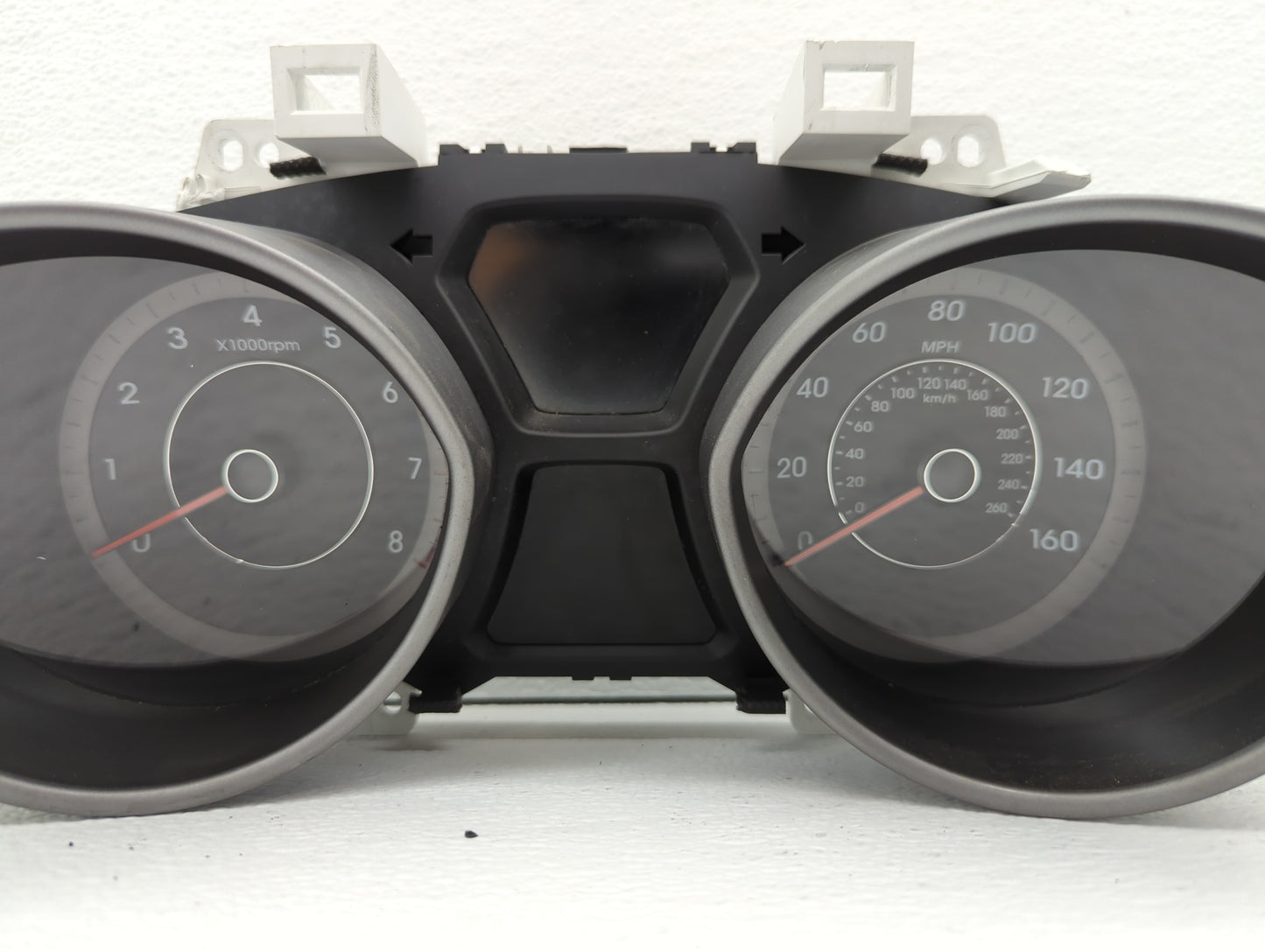 2014-2016 Hyundai Elantra Instrument Cluster Speedometer Gauges P/N:94004-3X230 Fits Fits 2014 2015 2016 OEM Used Auto Parts