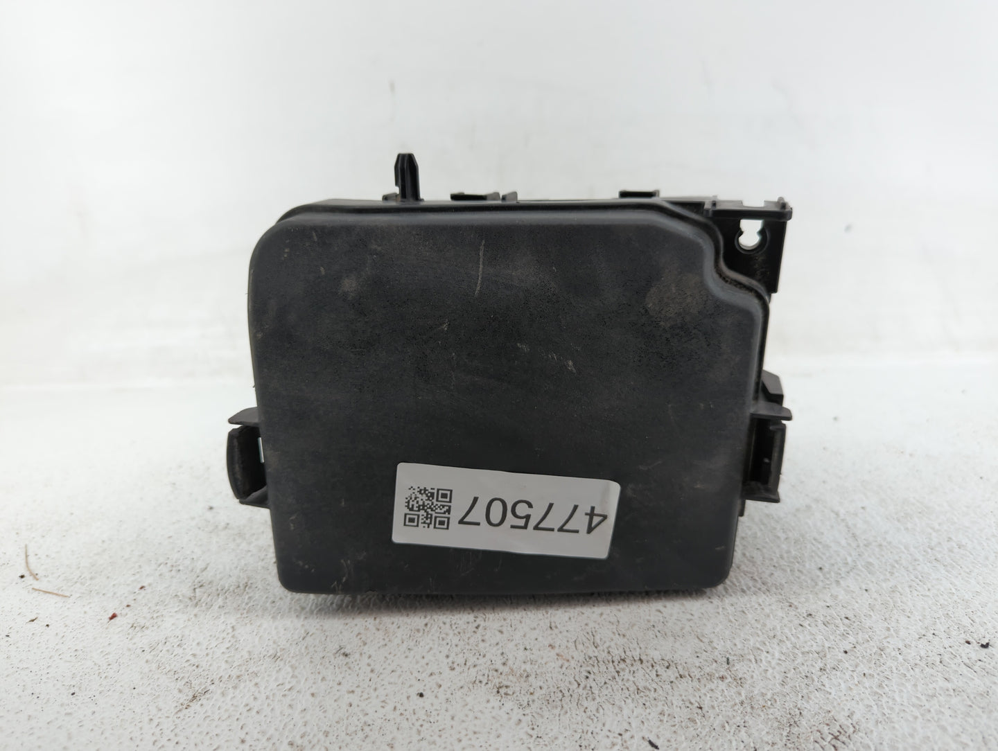 2014-2016 Hyundai Elantra Fusebox Fuse Box Panel Relay Module P/N:912013Y060 91951-3X100 Fits Fits 2014 2015 2016 OEM Used A