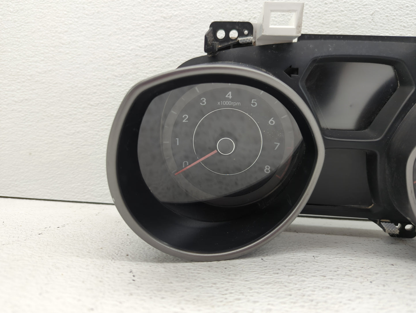 2014-2016 Hyundai Elantra Instrument Cluster Speedometer Gauges P/N:94004-3Y000 94004-3Y010 Fits Fits 2014 2015 2016 OEM Use