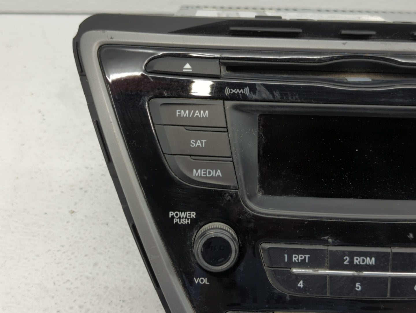 2014-2016 Hyundai Elantra Radio AM FM Cd Player Receiver Replacement P/N:96170-3X156GU Fits Fits 2014 2015 2016 OEM Used Aut