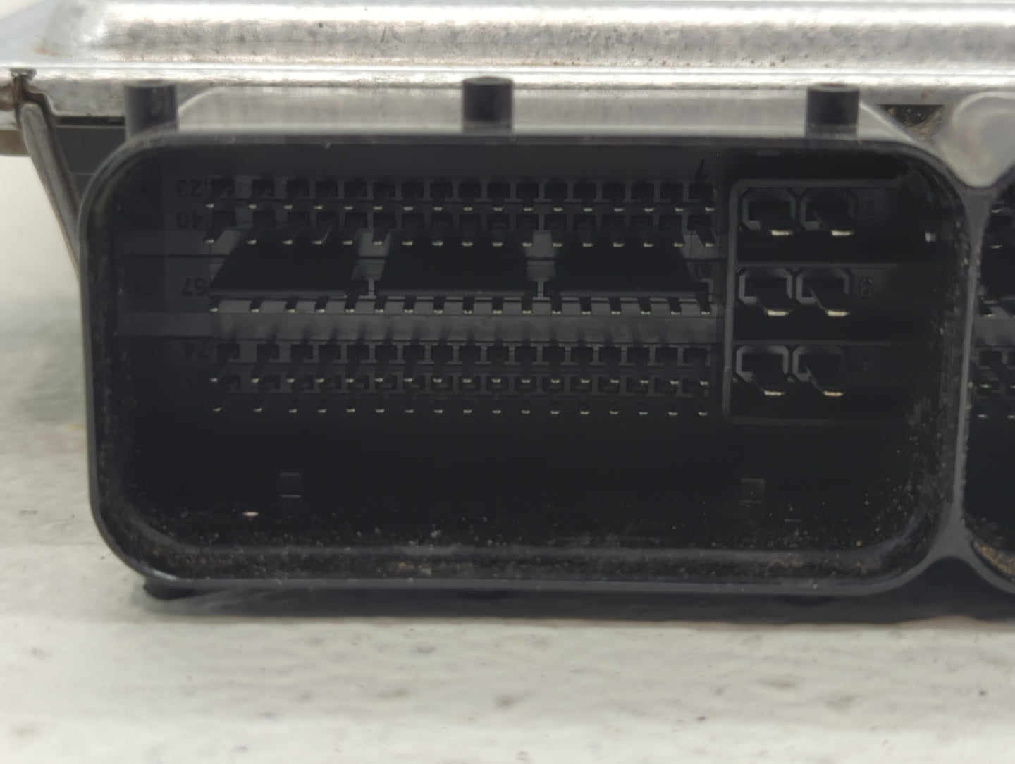 2014-2016 Hyundai Elantra PCM Engine Control Computer ECU ECM PCU OEM P/N:39101-2EMB6 39100-2EMB6 Fits Fits 2014 2015 2016 O