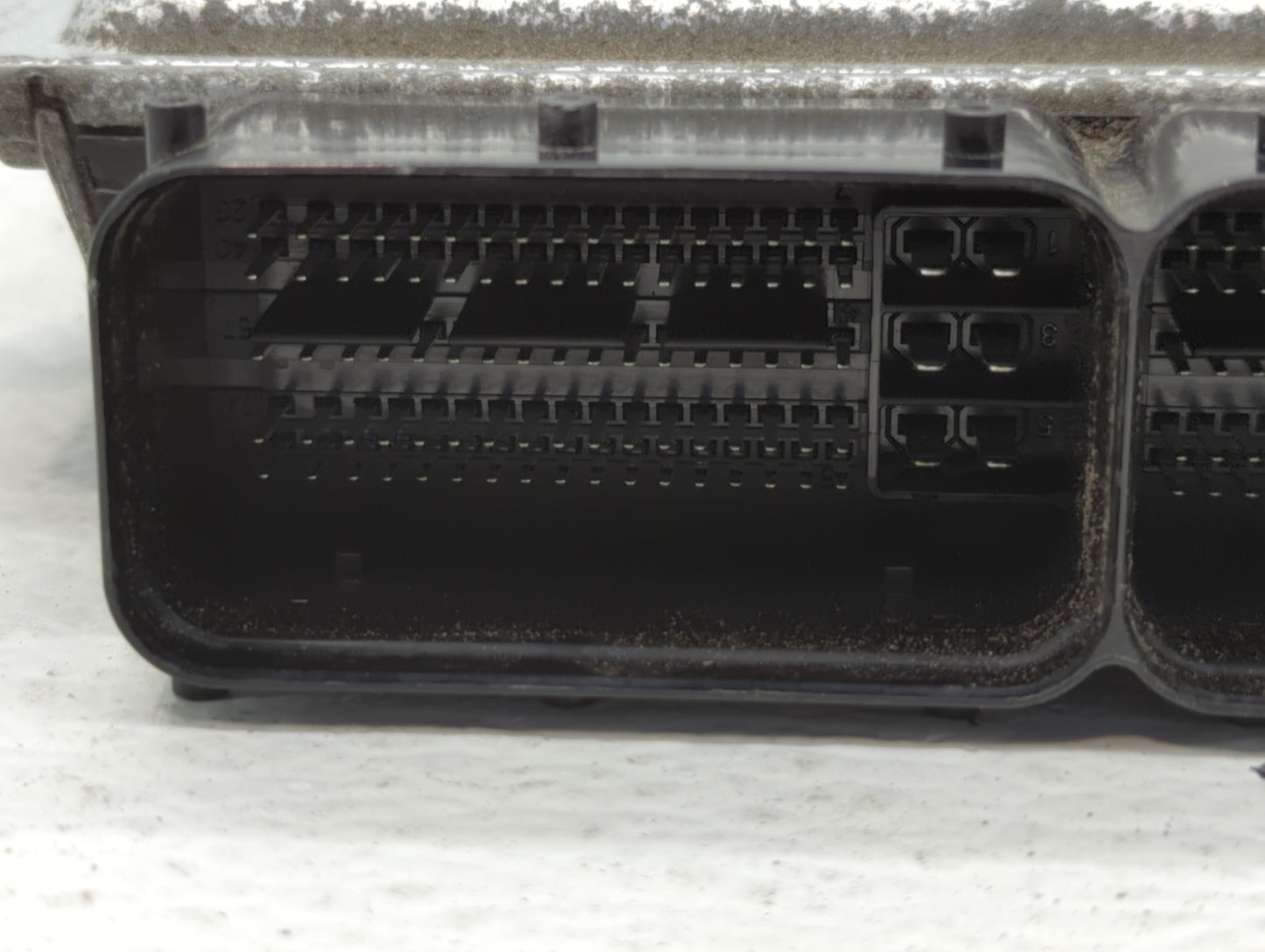 2014-2016 Hyundai Elantra PCM Engine Control Computer ECU ECM PCU OEM P/N:39133-2EGE0 39103-2EML6 Fits Fits 2014 2015 2016 O
