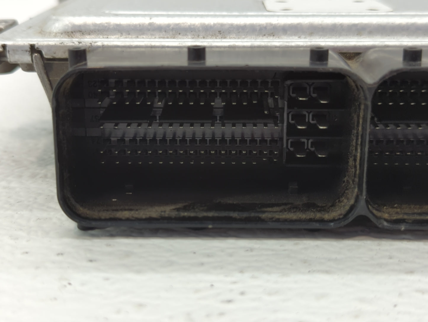 2014-2016 Hyundai Elantra PCM Engine Control Computer ECU ECM PCU OEM P/N:39101-2EMA6 39100-2EMA6 Fits Fits 2014 2015 2016 O