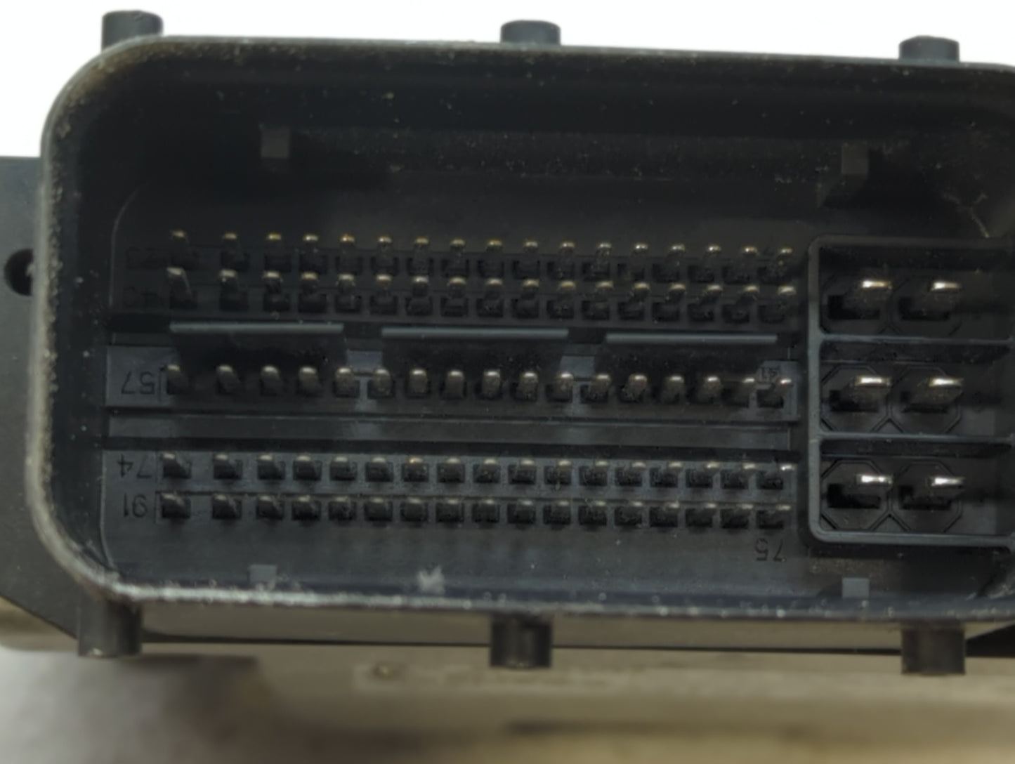 2016-2017 Hyundai Elantra PCM Engine Control Computer ECU ECM PCU OEM P/N:39133-2EGB1 Fits Fits 2016 2017 OEM Used Auto Part