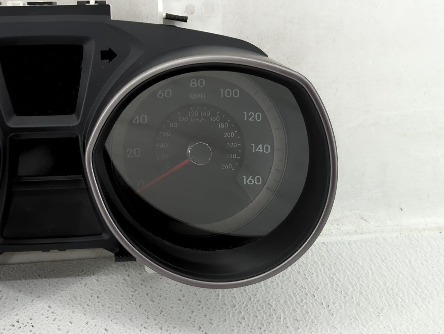 2016-2017 Hyundai Elantra Instrument Cluster Speedometer Gauges P/N:94004-A5610 Fits Fits 2016 2017 OEM Used Auto Parts - Oe