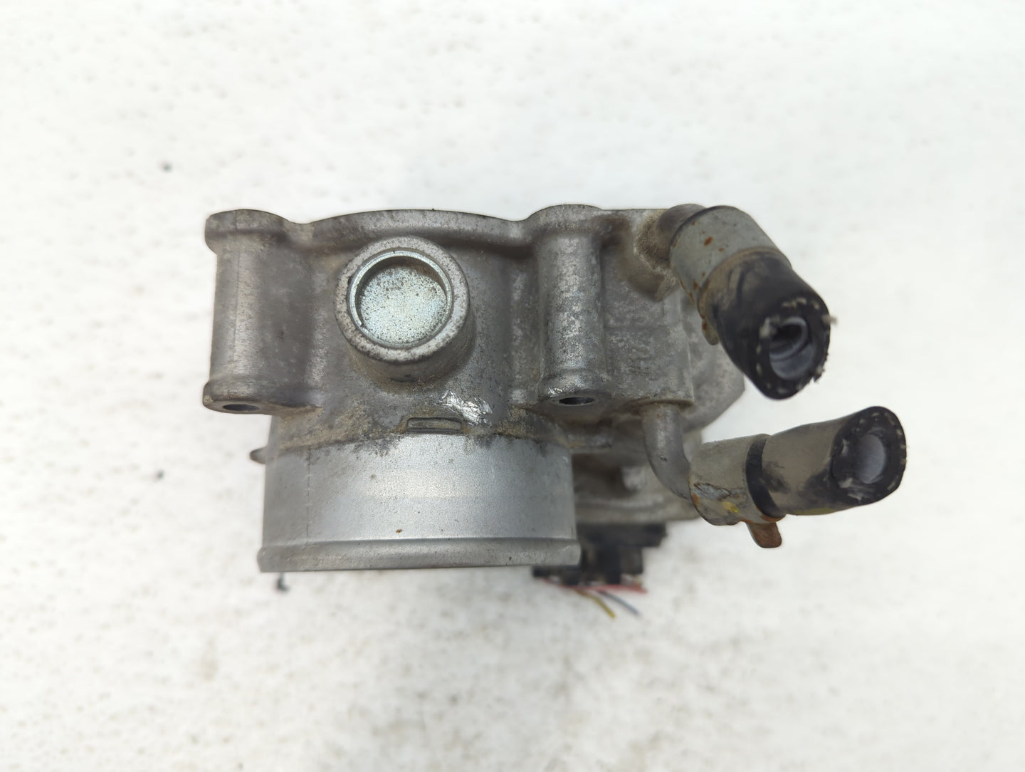 2011-2020 Hyundai Elantra Throttle Body P/N:35100-2E000 35100-2L000 Fits OEM Used Auto Parts - Oemusedautoparts1.com