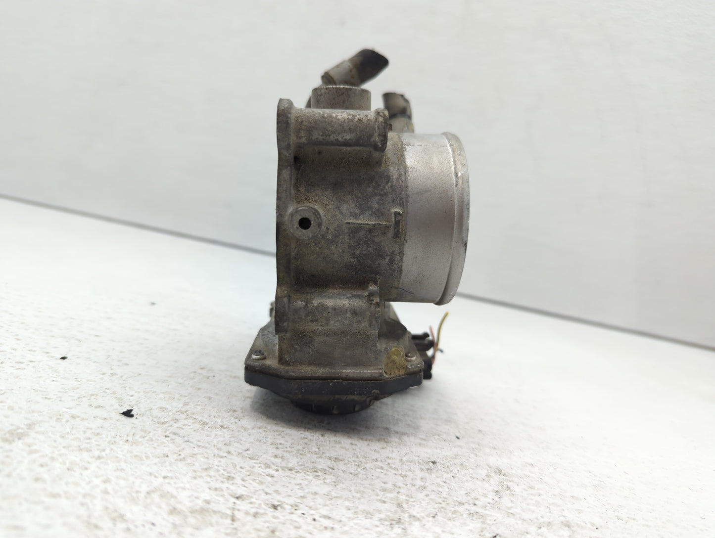 2011-2020 Hyundai Elantra Throttle Body P/N:35100-2E000 35100-2L000 Fits OEM Used Auto Parts - Oemusedautoparts1.com